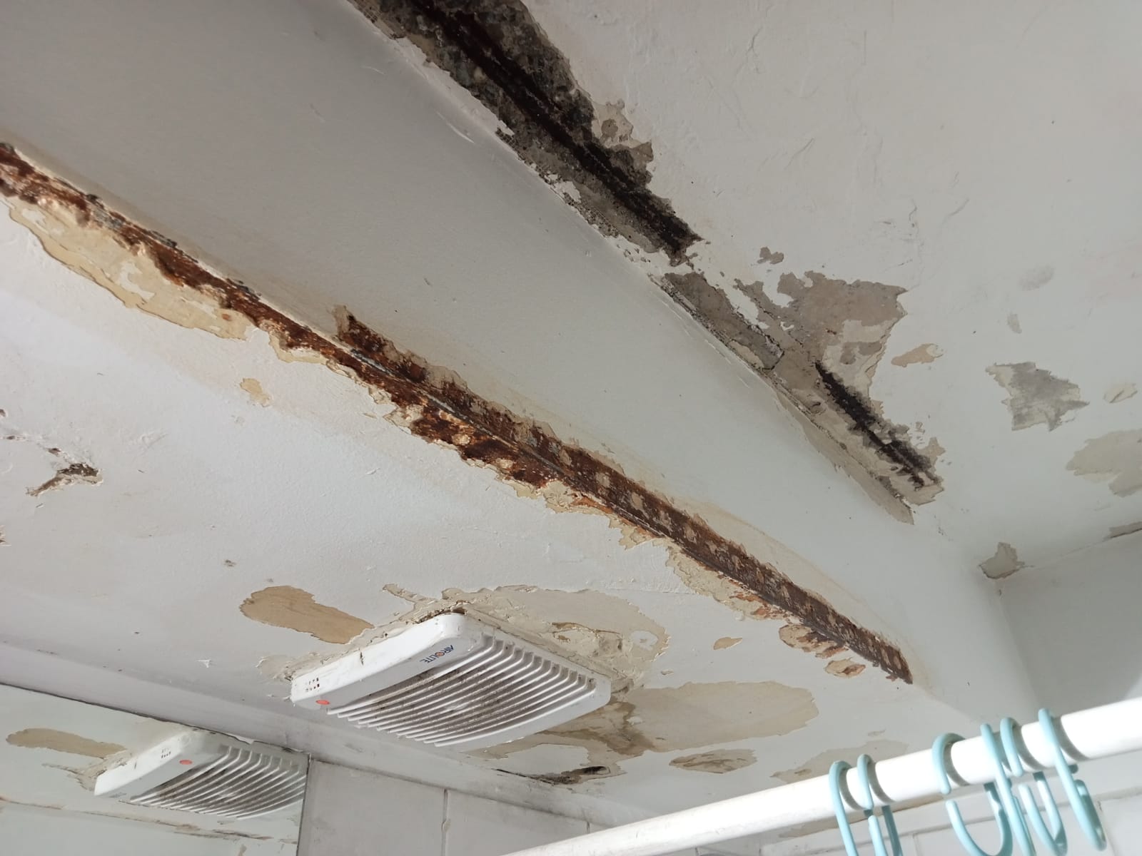 Impermeabilización de baño - Foto 1